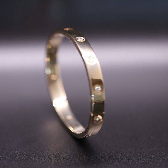 Yellow Gold Diamond Screw Bracelet - Picture 5 of 10